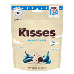 HERSHEY'S KISSES Cookies n Creme Candy Pouch